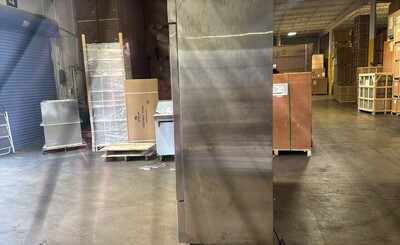 Clearance NSF Reach In Three door refrigerator 106267N082604