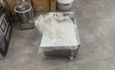 Clearance  Electric Donut Maker Machine Donut Fryer 106728N0826
