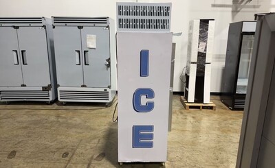 Clearance  Ice Merchandiser One Door Ice Storage  106284C0828