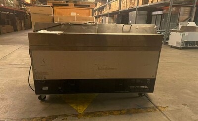 Clearance 60 inches top two door Sandwich Prep Table 47072L0829