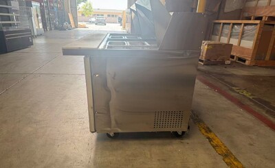 Clearance  Sandwich Prep Table Mega Top two door 64761L0829