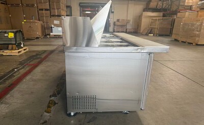 Clearance  Sandwich Prep Table Mega Top two door 64761L0829