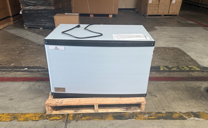 Clearance Air Cooled ice maker machine head only 106748L0829