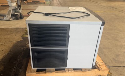 Clearance Air Cooled ice maker machine head only 106748L0829