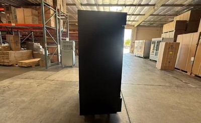 Clearance NSF 41 ins Merchandising door cooler 106751L0829