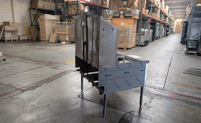 Clearance NSF 44 inches 2 hole Chinese Wok Range 106776L0831
