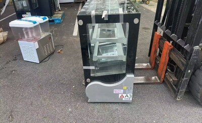 Clearance Refrigerated Countertop Bakery Display 106948N0910