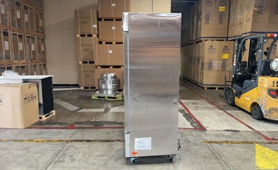 Clearance NSF restaurant One Door Refrigerator 98013L0915