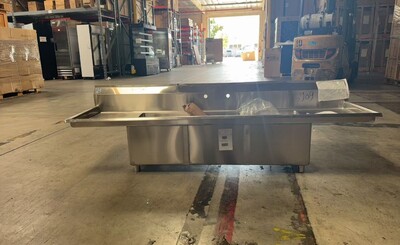 Clearance 90 ins Stainless Steel 3 Compartment Sink 106909L0915