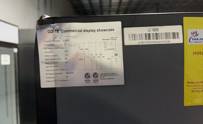 Clearance NSF 39 ins Merchandising door cooler 81162H0915
