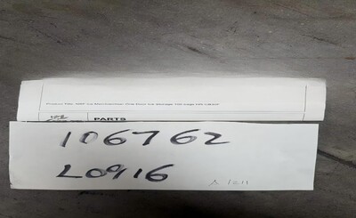 Clearance Ice Merchandiser One Door Ice Storage 106762L0916