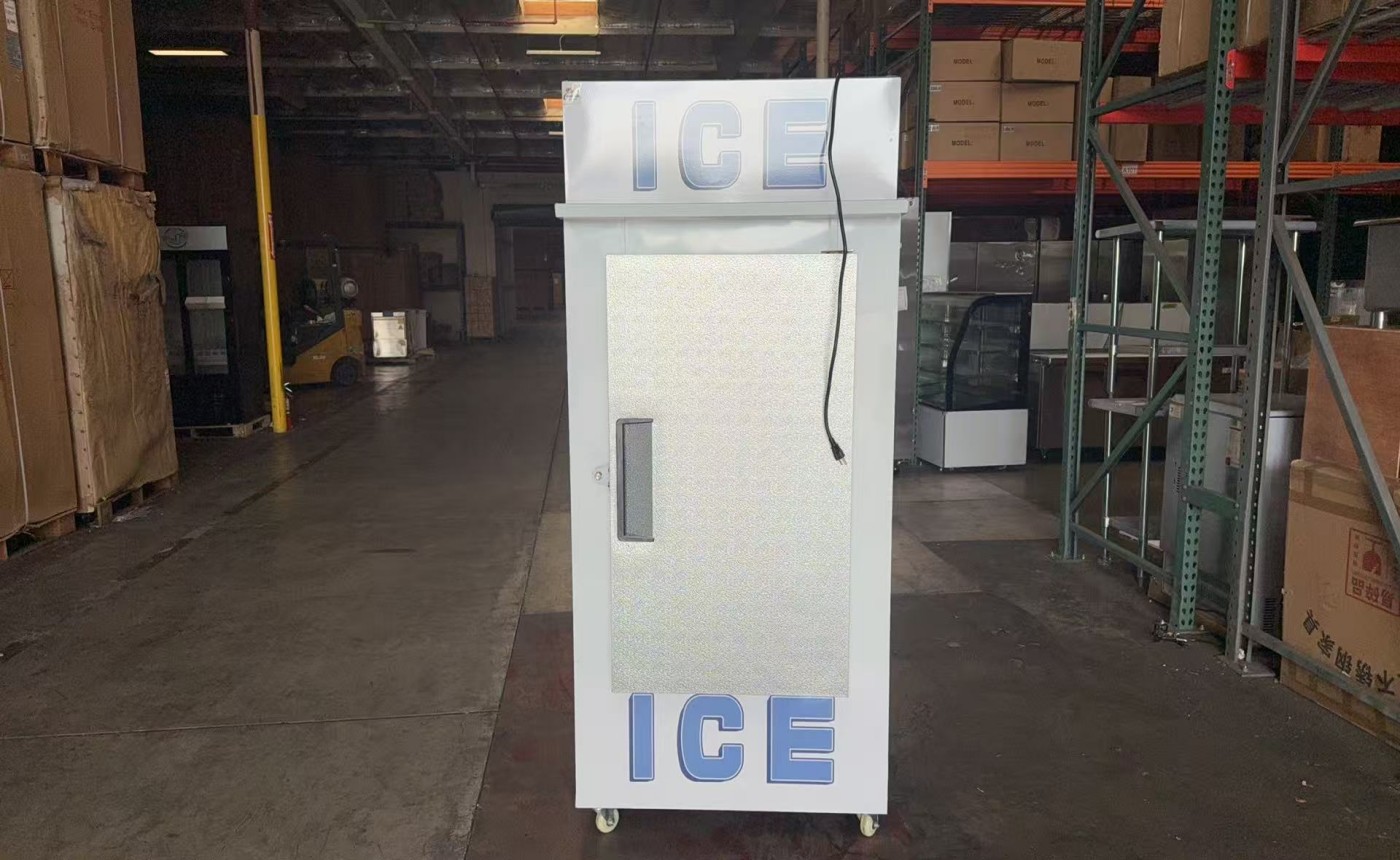 Clearance Ice Merchandiser One Door Ice Storage 106765L0916