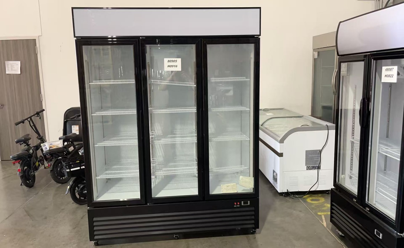Clearance NSF 64 inches 3 Glass Door Refrigerator 80905H0916