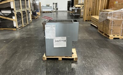 Clearance 40 lbs NSF Restaurant Natural Gas Deep Fryer78885F0916