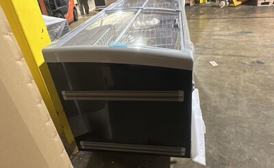 Clearance 83 ins Frozen Meat Food Display Freezer 106782N092101