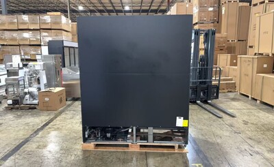 Clearance NSF 74 inches 3 Glass Door Refrigerator 106864C0924