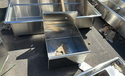 Clearance 24 inches Commercial Utility Sink 107143N092401