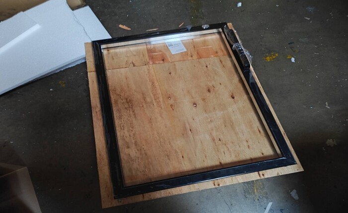 [Parts] UUB24-60G Beer Back Bar Refrigerator Left Glass Door