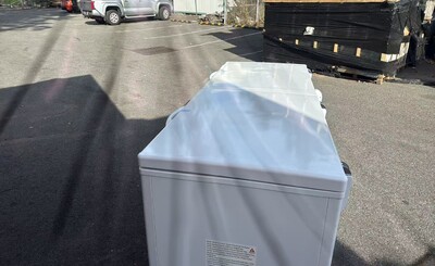 Clearance 77 inchs Horizontal Double Doors Freezer 107103N092502