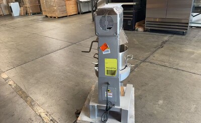 Clearance NSF 40 qt commercial Dough Mixer 110V 73318L0925