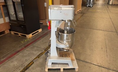 Clearance NSF 40 qt commercial Dough Mixer 110V 73318L0925