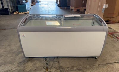 Clearance NSF 72 inchs Curved Lid Chest Glass Freezer 17101L0928