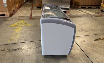 Clearance NSF 72 inchs Curved Lid Chest Glass Freezer 17101L0928
