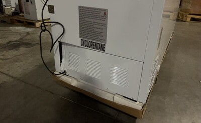 Clearance NSF 79 ins Supermarket Grocery Freezer 68990H0928