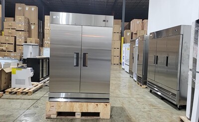 Clearance NSF ETL Commercial Two door refrigerator 107138C0929