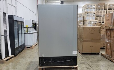 Clearance NSF ETL Commercial Two door refrigerator 107138C0929