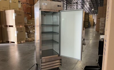 Clearance Solid Door Reach-In Freezer 1 Door Freezer 50081H1002