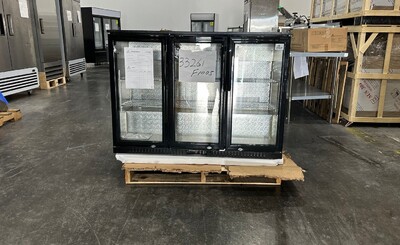 Clearance NSF Merchandiser Beverage back bar cooler 33261F1005