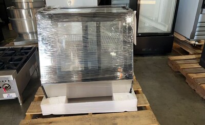 Clearance Refrigerated Countertop Bakery Display Case106291H1006