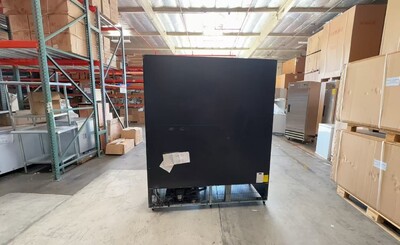 Clearance NSF 71 inches 3 Glass Door Refrigerator 84571L1008