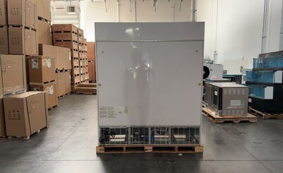 Clearance Beverage 3 Glass Door Merchandiser 74 in 77211H1008
