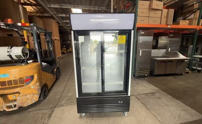 Clearance Drink two slide glass door refrigerator 54614L1010