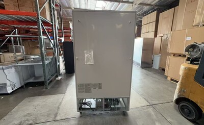 Clearance Drink two slide glass door refrigerator 54614L1010