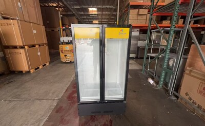 Clearance NSF 39 ins Merchandising door cooler 24902L1010