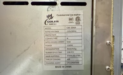 Clearance  660 LBS Commercial ice maker machine 68175H1012