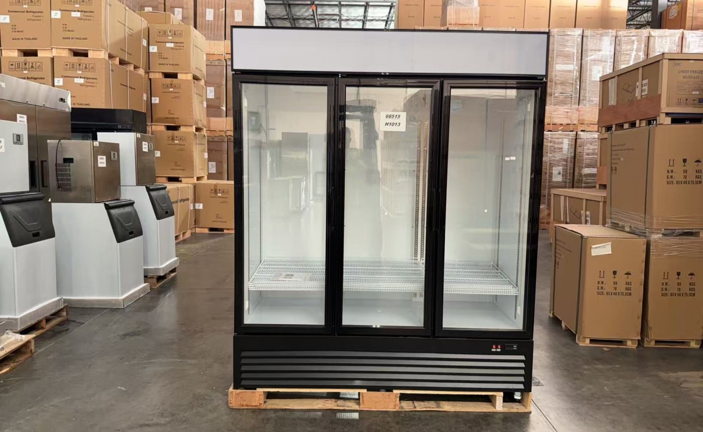 Clearance NSF 71 inches 3 Glass Door Refrigerator 68515H1013