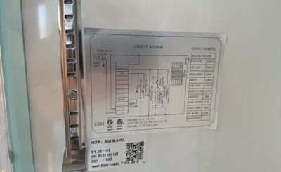 Clearance 3glass door Merchandiser Cooler Refrigerator68410L1014