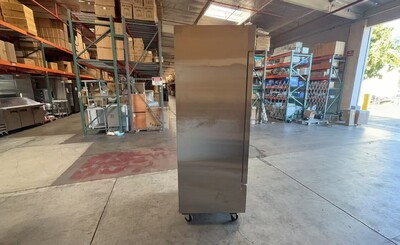 Clearance NSF restaurant One Door Refrigerator 107390L1014
