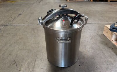 Clearance Quick Pot Stainless Steel Pressure Cooker 34878L1014