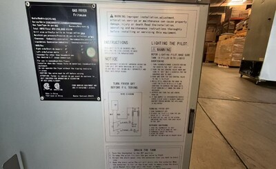 Clearance 70 lbs NSF Restaurant natural gas  fryer 107387L1014