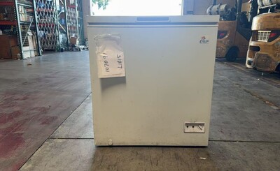 Clearance NSF 33 inches Solid Top Chest Freezer 107091L1015
