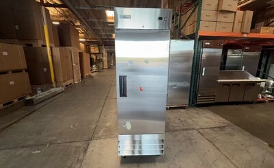 Clearance NSF restaurant One Door Refrigerator 83018L1016