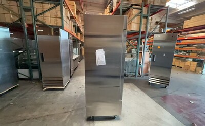 Clearance NSF restaurant One Door Refrigerator 83018L1016