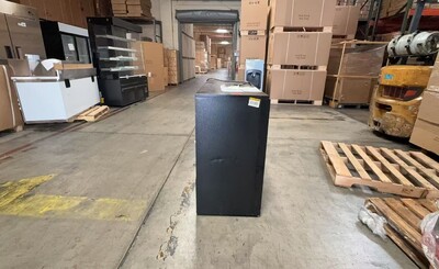 Clearance NSF Beverage back bar cooler slide door 46900L1022