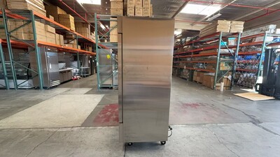 Clearance NSF Commercial Reach In 2 Door Freezer 107622L1024