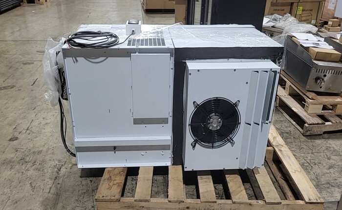 Clearance 1 HP top mounted mono-block Walk In Cooler 107581C1026